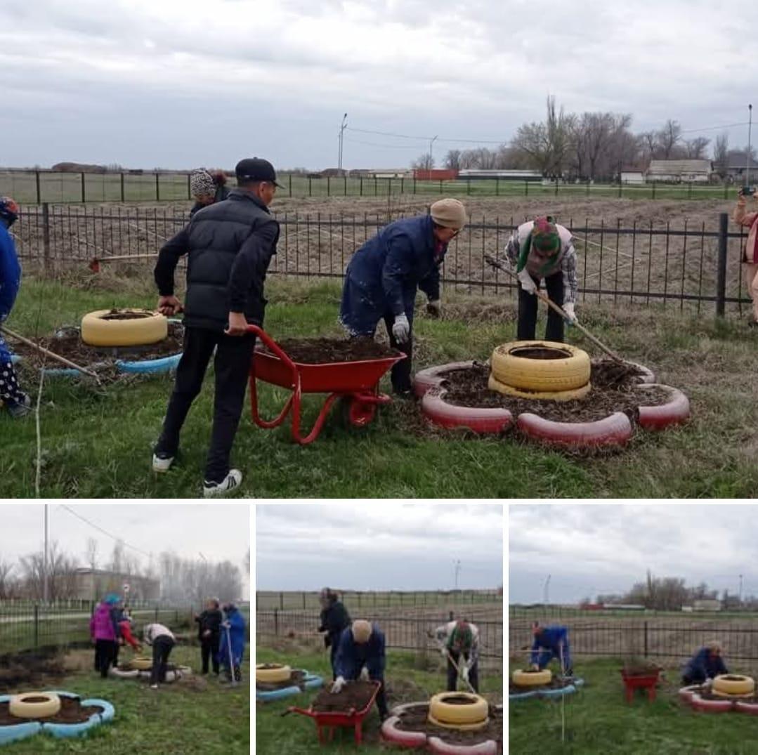 Жаңатілеу орта мектебі бойынша "Ескерткіштеді қорғау" күніне орай ауыл орталығында орналасқан ескерткіш маңайы тазартылып, гүлдер отырғызуға топырақтар төгіліп дайындық жұмыстары жүргізілді.